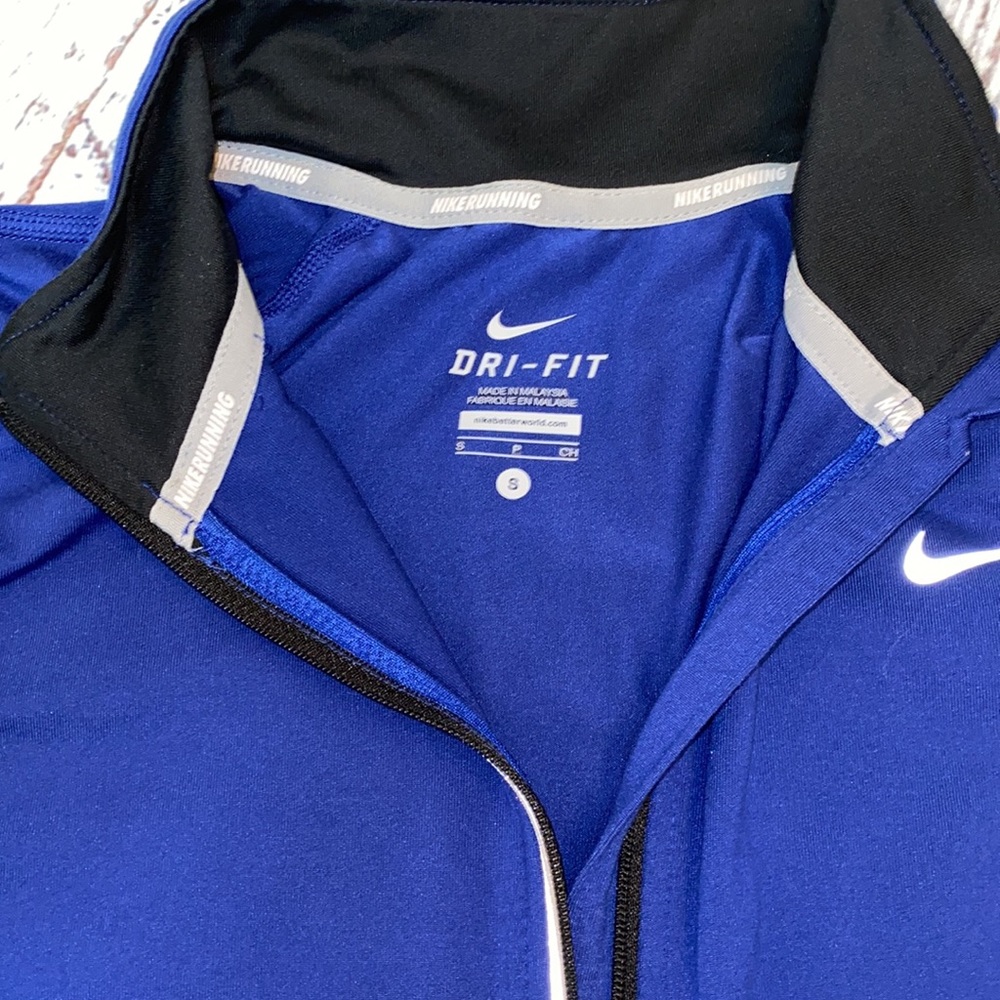 Nike Element Dri-Fit Half Zip in Royal Blue - Small - Picture 3 of 3